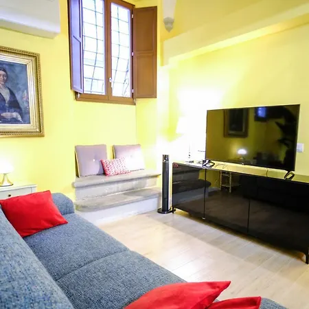 Fiorenza Boutique Daire *